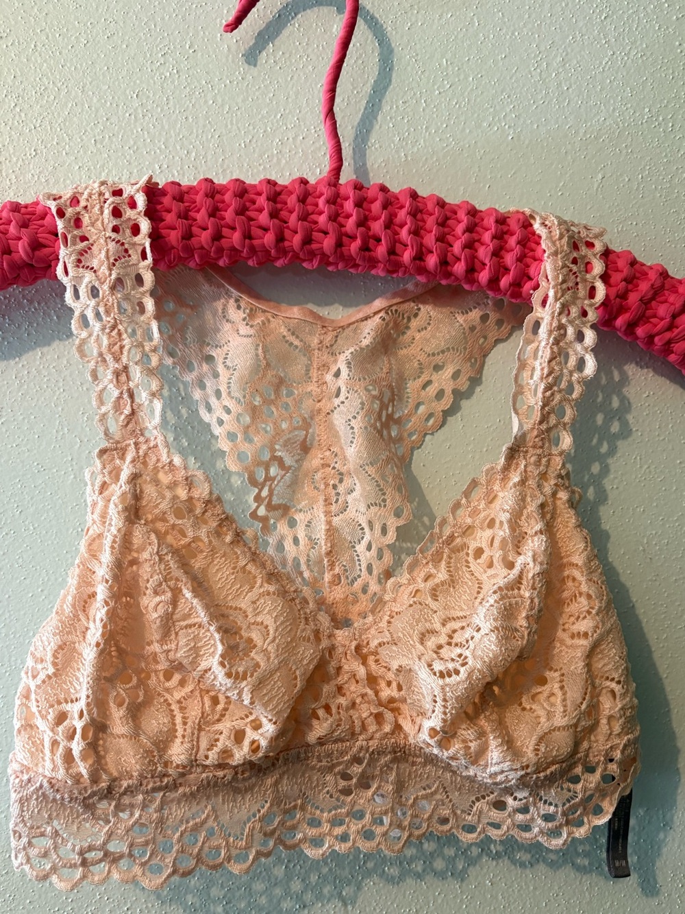AERIE MEDIUM ✨ lace racerback bra light pink great condition